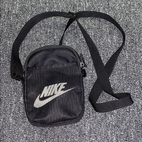 Nike Handbags - Nike | small crossbody purse. Euc